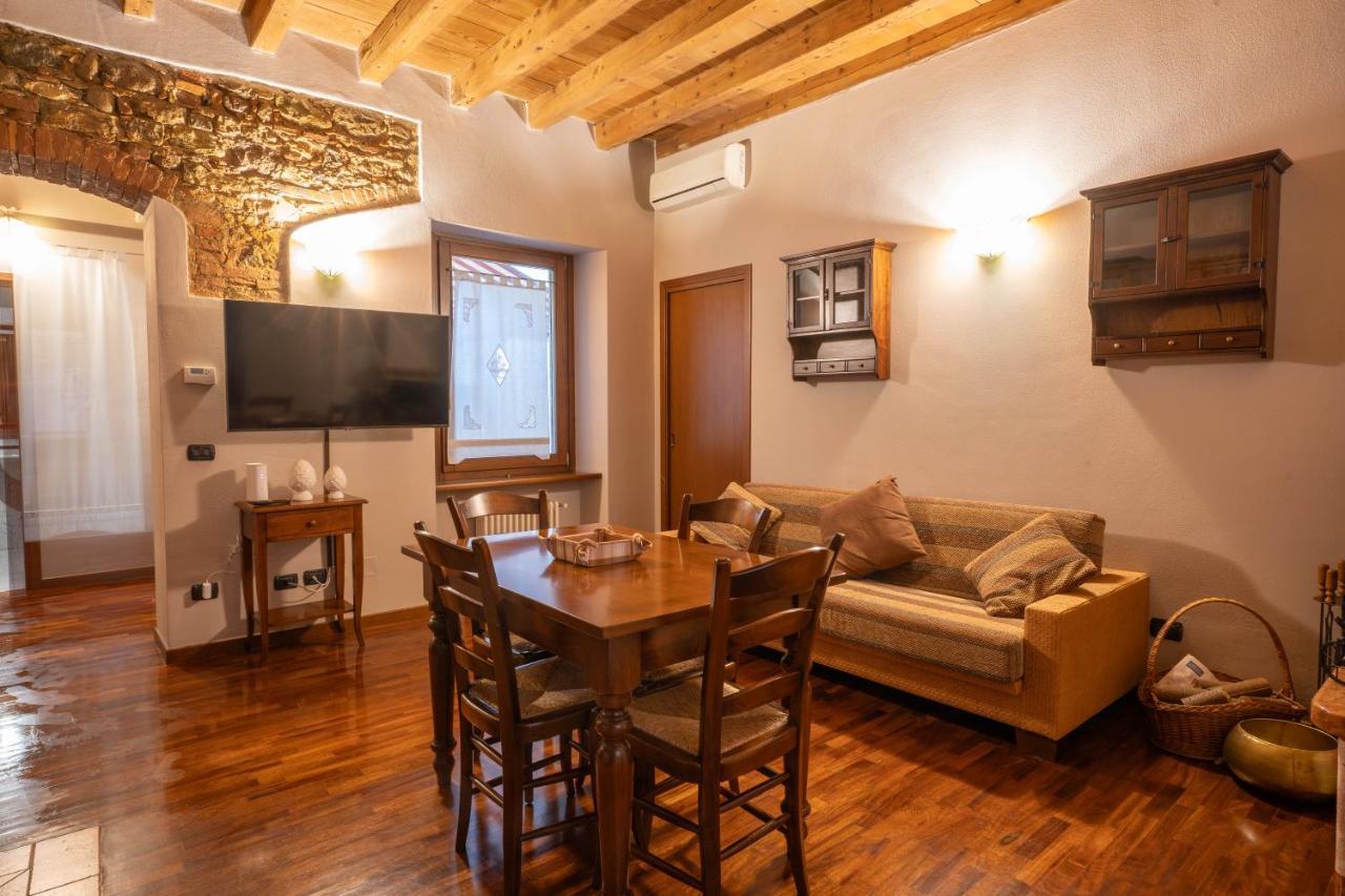 Napule...E Apartments Peschiera del Garda Eksteriør bilde