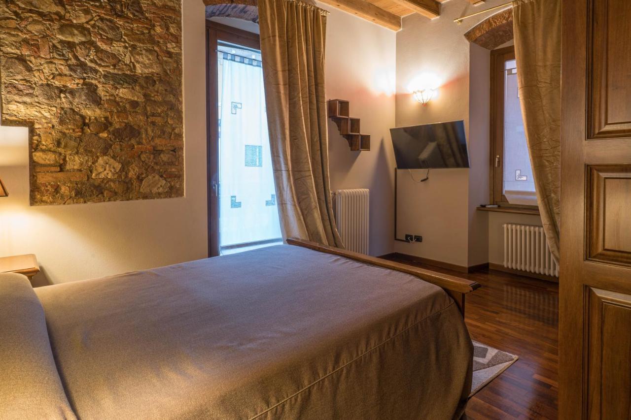 Napule...E Apartments Peschiera del Garda Eksteriør bilde